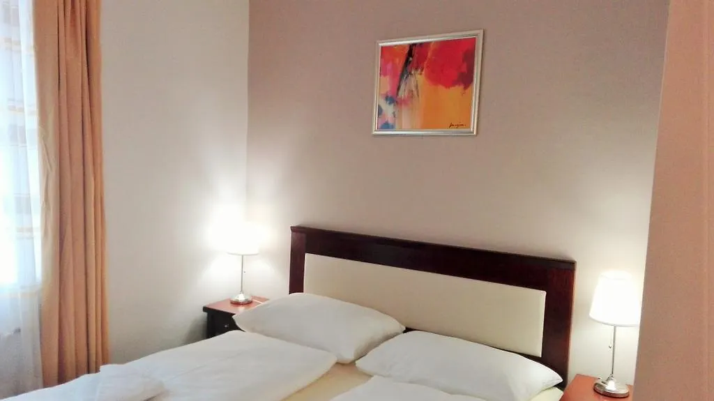 Elen'S Hotel Arlington Praha
