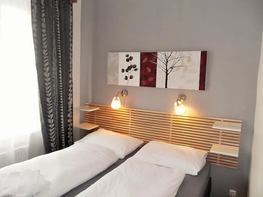 Elen'S Hotel Arlington Praha