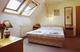 Elen'S Hotel Arlington Praha